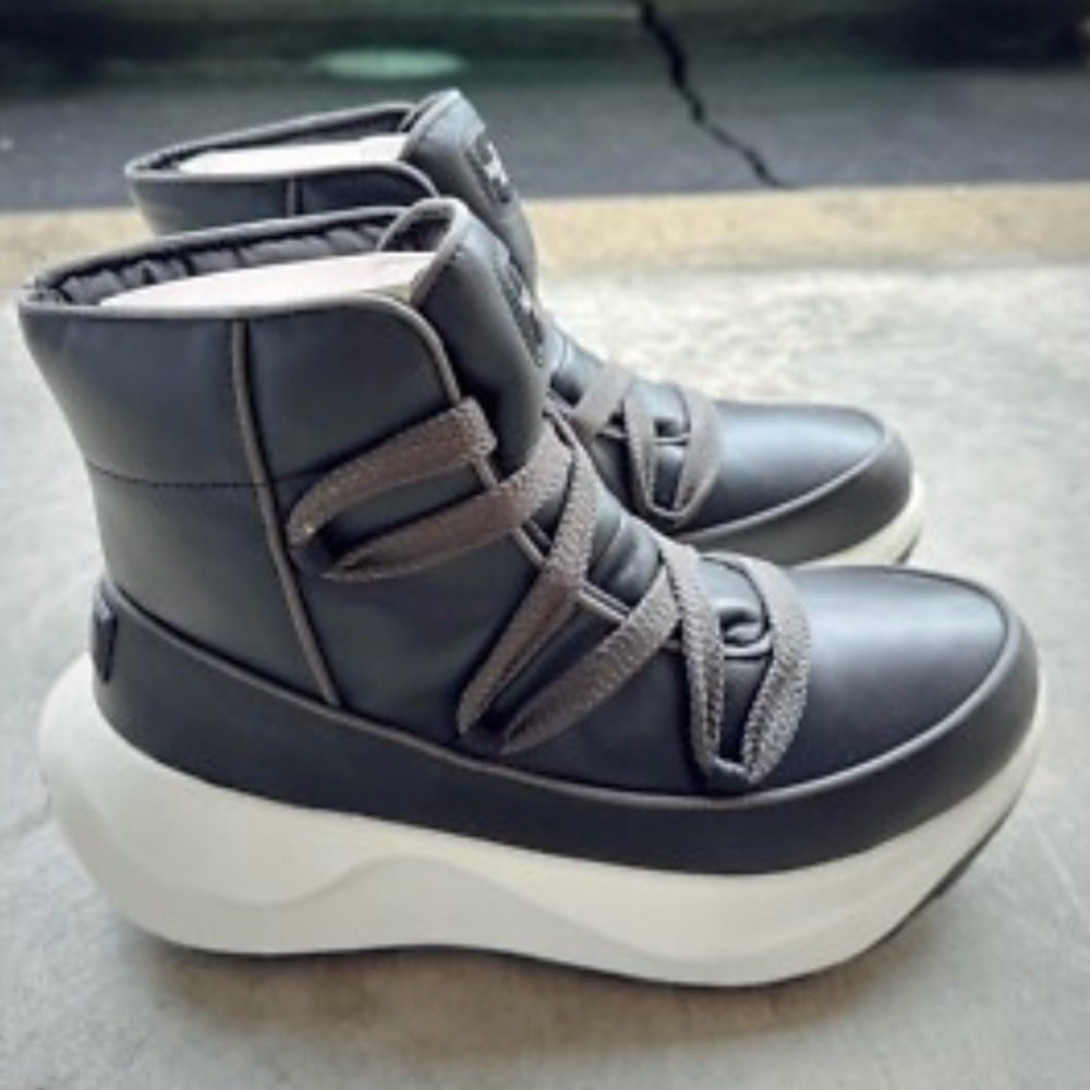 The North Face winter snow boot Thermoball waterproof